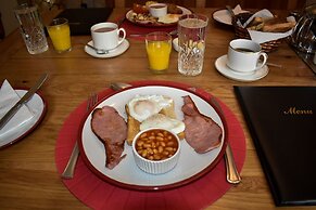 TLC Exmouth Bed and Breakfast