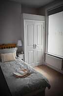 TLC Exmouth Bed and Breakfast