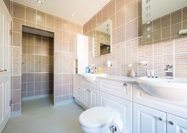 TLC Exmouth Bed and Breakfast