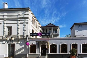 Hotel Cattaleya