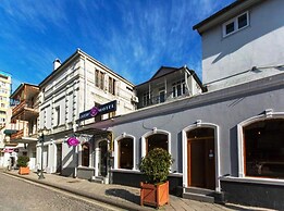 Hotel Cattaleya