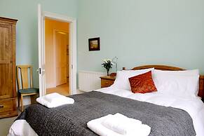 Luxury Central Old Town Suite Edinburgh