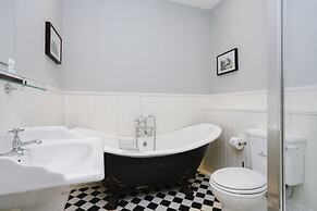 Gorgeous Royal Mile Mansion Apartment