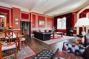 Gorgeous Royal Mile Mansion Apartment
