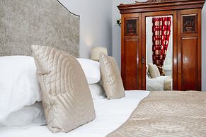 Gorgeous Royal Mile Mansion Apartment