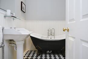 Gorgeous Royal Mile Mansion Apartment