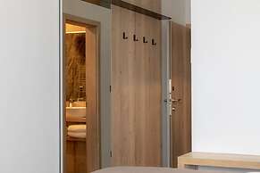 4 Smart Hotel