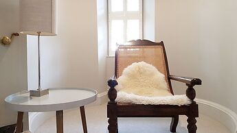 Grand Edinburgh Castlehill Apartment