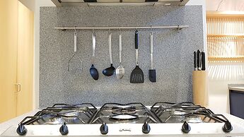 Grand Edinburgh Castlehill Apartment