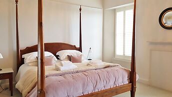 Grand Edinburgh Castlehill Apartment