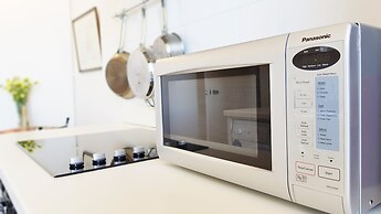 Classy Historic Edinburgh Apartment