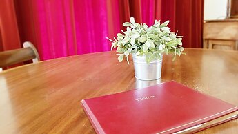 Classy Historic Edinburgh Apartment