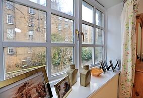 Wonderful Central Edinburgh Apartment