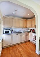 Wonderful Central Edinburgh Apartment