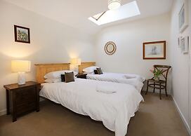 Wonderful Central Edinburgh Apartment