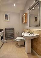 Wonderful Central Edinburgh Apartment