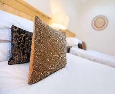 Wonderful Central Edinburgh Apartment