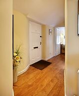 Wonderful Central Edinburgh Apartment