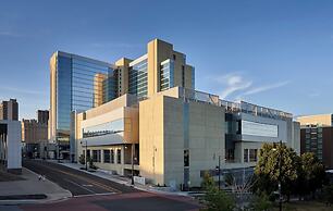 Loews Kansas City Hotel