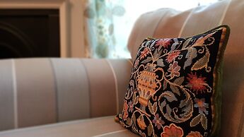 Authentic Central 3-Bedroom Apartment