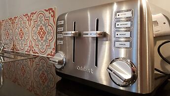 Authentic Central 3-Bedroom Apartment