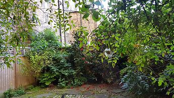 Authentic Central 3-Bedroom Apartment