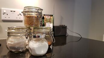 Authentic Central 3-Bedroom Apartment