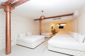 The Dixie Dean Hotel