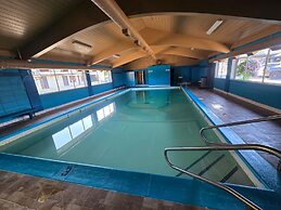 Camelot Court Motel