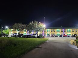 Scottish Inn & Suites