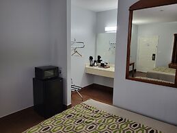 Scottish Inn & Suites