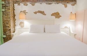 The Russell Nashville