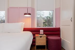 The Russell Nashville