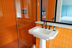 The Russell Nashville