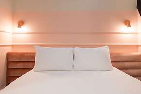 The Russell Nashville