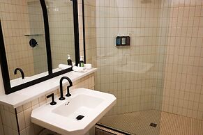 The Russell Nashville