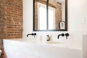 The Russell Nashville