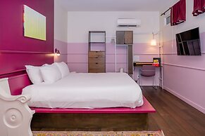 The Russell Nashville