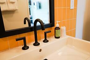 The Russell Nashville