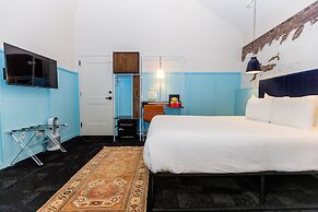 The Russell Nashville