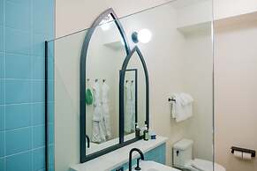 The Russell Nashville