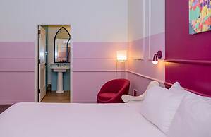 The Russell Nashville