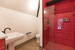 The Russell Nashville