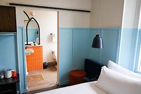 The Russell Nashville