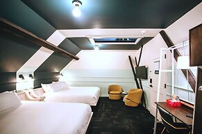 The Russell Nashville