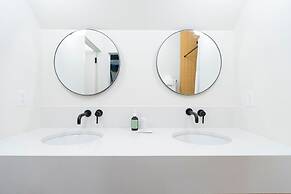 The Russell Nashville