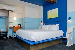 The Russell Nashville