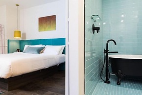 The Russell Nashville