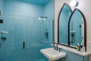 The Russell Nashville