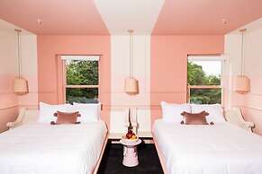 The Russell Nashville